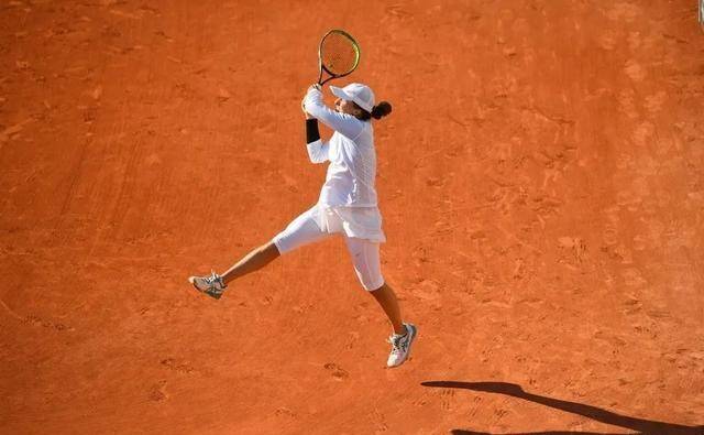 我们不仅见 我们不仅见