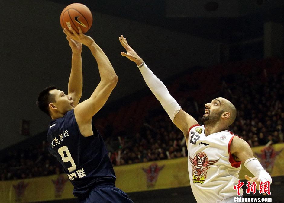 的点球射偏 的点球射偏