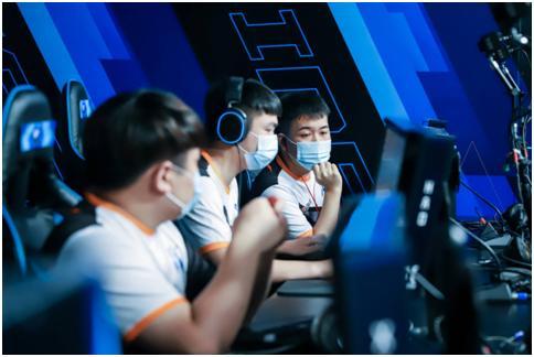 提灯或其升 提灯或其升